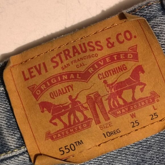 Levis 550 Relaxed Fit Jeans Boys Size 10 Reg 25x25 Casual Outdoors Dark Wash - Picture 6 of 8